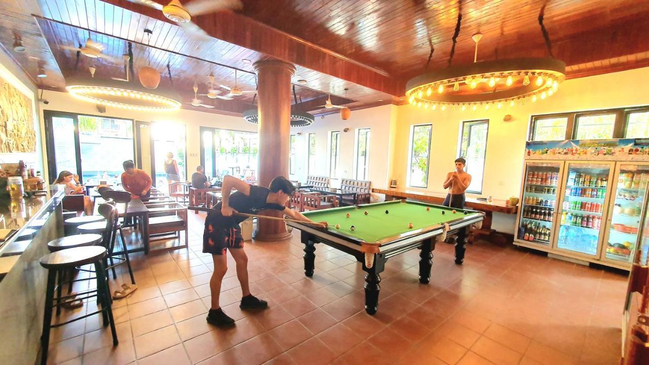Darling Pub Hostel シェムリアップ エクステリア 写真