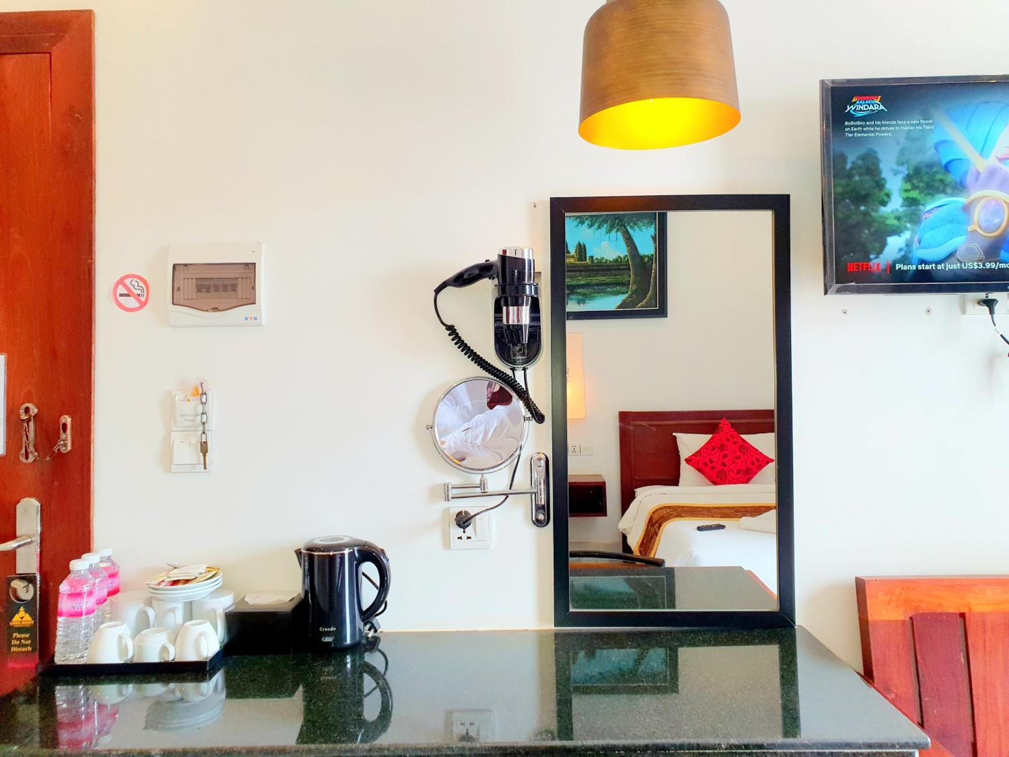 Darling Pub Hostel シェムリアップ エクステリア 写真
